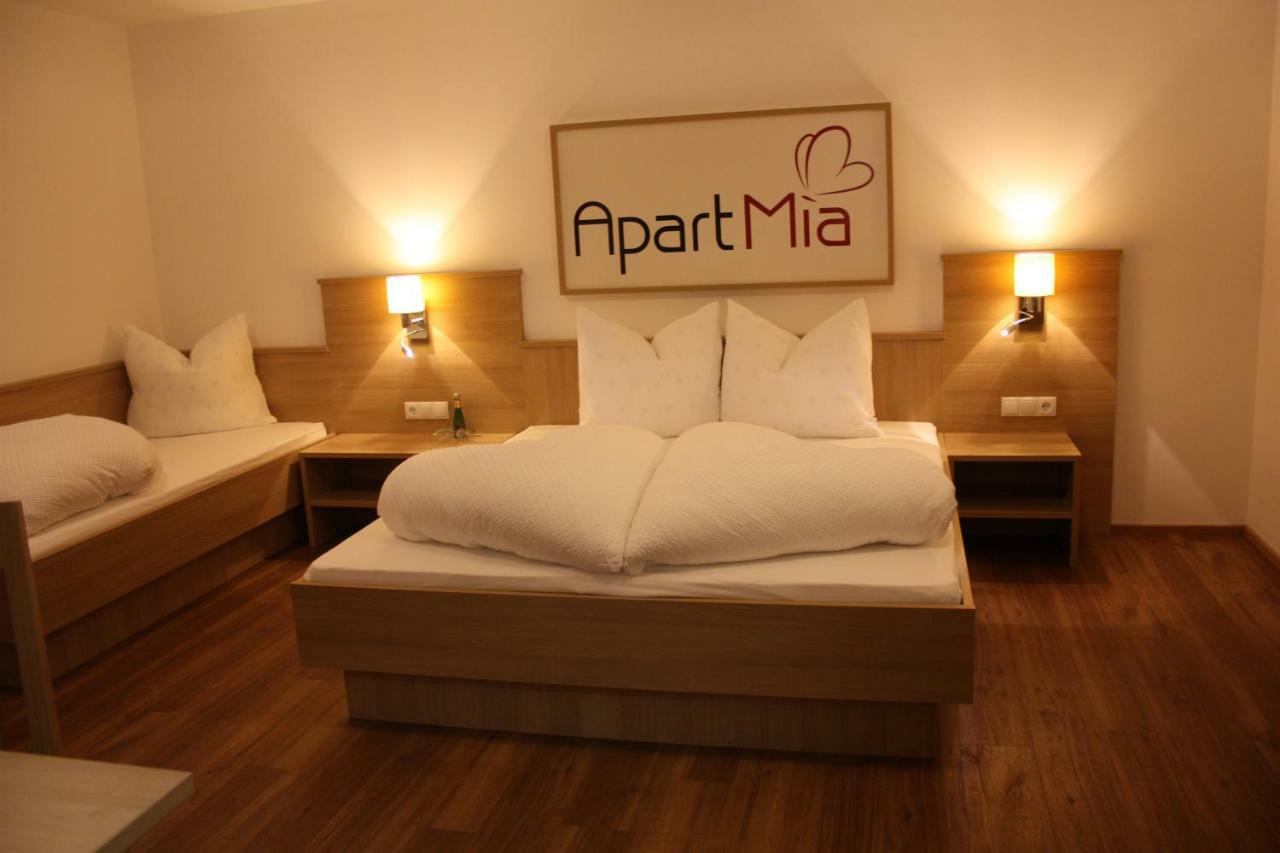Apart Mia 세르파우스 외부 사진